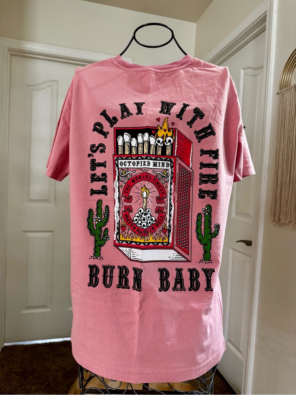 Women's Pink Graphic Short Sleeve Tee with Pocket Illustration - Picture 4 of 8